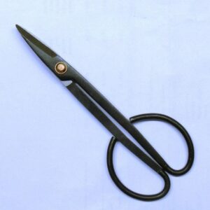 Huis and Tuindecoratie Twigcutter 185mm.
(1 Plants/Order)(cmP cmH)